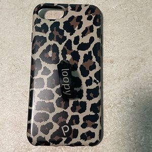 Leopard LOOPY! iPhone 8